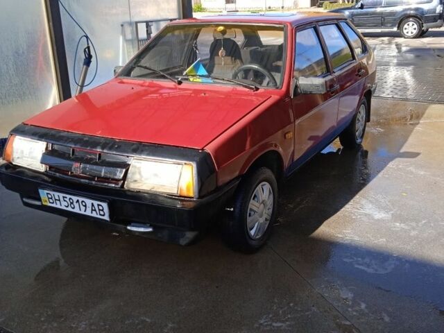 Червоний ВАЗ 2109, об'ємом двигуна 1 л та пробігом 300 тис. км за 597 $, фото 2 на Automoto.ua