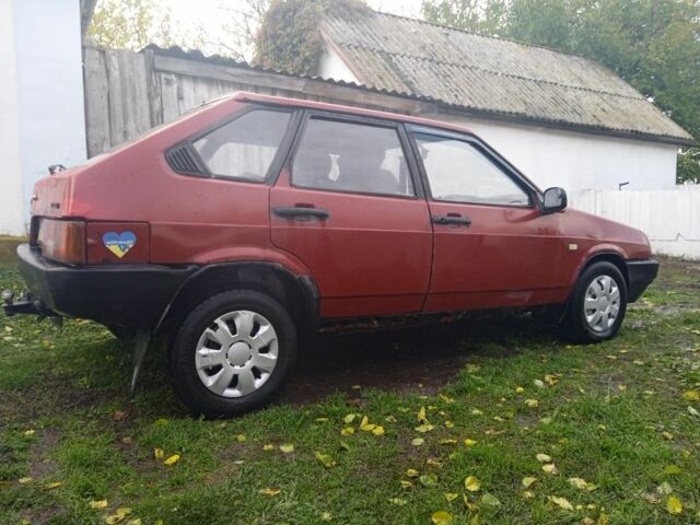 Красный ВАЗ 2109, объемом двигателя 1.3 л и пробегом 2 тыс. км за 523 $, фото 2 на Automoto.ua