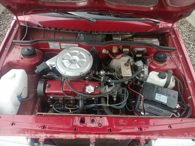 Красный ВАЗ 2109, объемом двигателя 1.5 л и пробегом 71 тыс. км за 1300 $, фото 1 на Automoto.ua