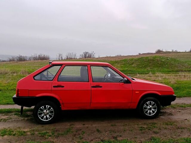 Червоний ВАЗ 2109, об'ємом двигуна 1.5 л та пробігом 200 тис. км за 1050 $, фото 4 на Automoto.ua