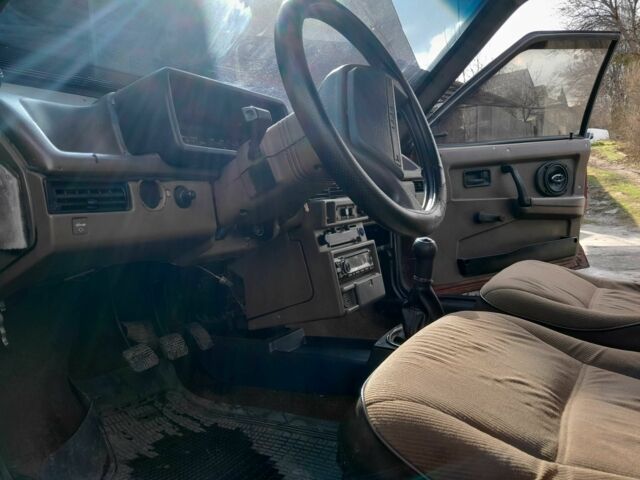 Красный ВАЗ 2109, объемом двигателя 1.5 л и пробегом 250 тыс. км за 1000 $, фото 9 на Automoto.ua