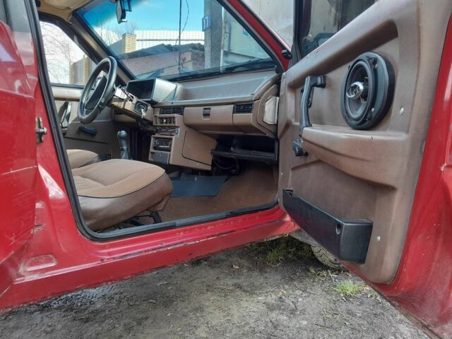 Красный ВАЗ 2109, объемом двигателя 1.5 л и пробегом 250 тыс. км за 1000 $, фото 12 на Automoto.ua