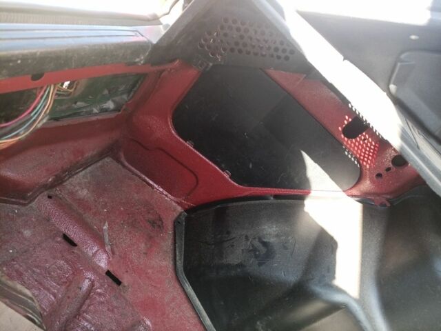 Красный ВАЗ 2109, объемом двигателя 1.5 л и пробегом 71 тыс. км за 1300 $, фото 6 на Automoto.ua