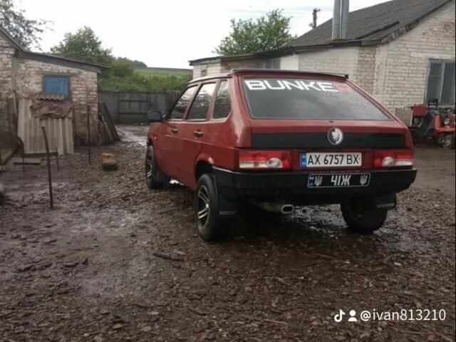 Красный ВАЗ 2109, объемом двигателя 1.3 л и пробегом 1 тыс. км за 1000 $, фото 1 на Automoto.ua