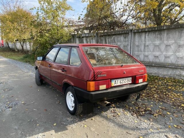 ВАЗ 2109 1988 в Житомире на Automoto.ua Красный ВАЗ 2109, объемом двигателя 1.5 л и пробегом 77 тыс. км за 779 $, фото 2 на Automoto.ua