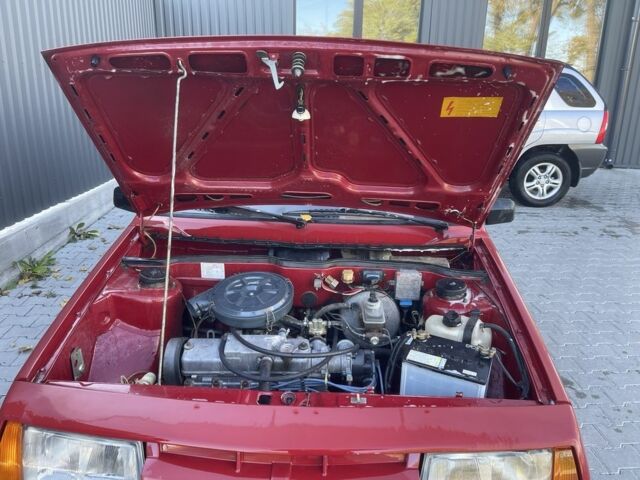 Красный ВАЗ 2109, объемом двигателя 1.3 л и пробегом 110 тыс. км за 1700 $, фото 3 на Automoto.ua