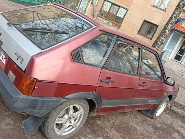 Красный ВАЗ 2109, объемом двигателя 1.5 л и пробегом 86 тыс. км за 807 $, фото 3 на Automoto.ua