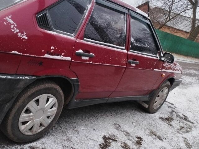 Красный ВАЗ 2109, объемом двигателя 1 л и пробегом 69 тыс. км за 1000 $, фото 2 на Automoto.ua