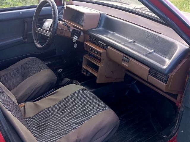 Красный ВАЗ 2109, объемом двигателя 1.3 л и пробегом 177 тыс. км за 650 $, фото 6 на Automoto.ua