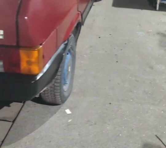 Красный ВАЗ 2109, объемом двигателя 1.3 л и пробегом 300 тыс. км за 1098 $, фото 4 на Automoto.ua