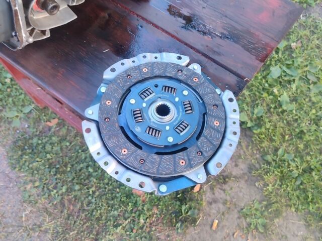 Червоний ВАЗ 2109, об'ємом двигуна 1.3 л та пробігом 100 тис. км за 1000 $, фото 5 на Automoto.ua