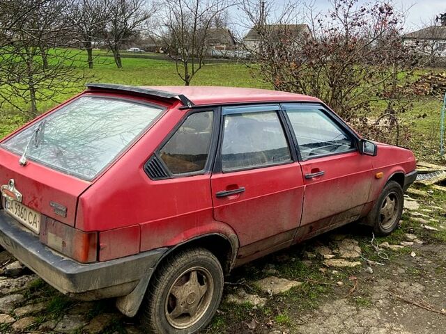 Красный ВАЗ 2109, объемом двигателя 1.5 л и пробегом 120 тыс. км за 600 $, фото 1 на Automoto.ua