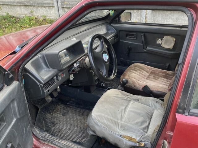 ВАЗ 2109 1988 в Житомире на Automoto.ua Красный ВАЗ 2109, объемом двигателя 1.5 л и пробегом 77 тыс. км за 779 $, фото 5 на Automoto.ua