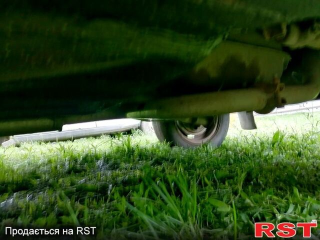Красный ВАЗ 2109, объемом двигателя 1.3 л и пробегом 356 тыс. км за 1200 $, фото 6 на Automoto.ua