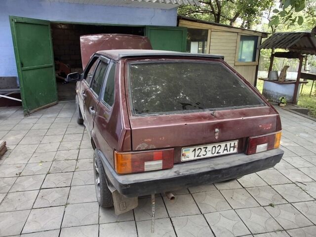 Красный ВАЗ 2109, объемом двигателя 1 л и пробегом 192 тыс. км за 720 $, фото 5 на Automoto.ua