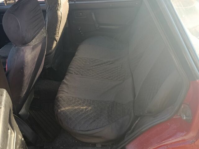 Красный ВАЗ 2109, объемом двигателя 1 л и пробегом 1000 тыс. км за 450 $, фото 4 на Automoto.ua