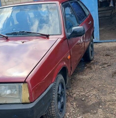 Красный ВАЗ 2109, объемом двигателя 1.5 л и пробегом 2 тыс. км за 968 $, фото 1 на Automoto.ua