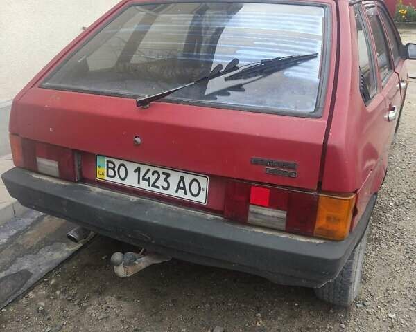 ВАЗ 2109 1988 в Подволочиск на Automoto.ua Красный ВАЗ 2109, объемом двигателя 1.5 л и пробегом 120 тыс. км за 1050 $, фото 3 на Automoto.ua