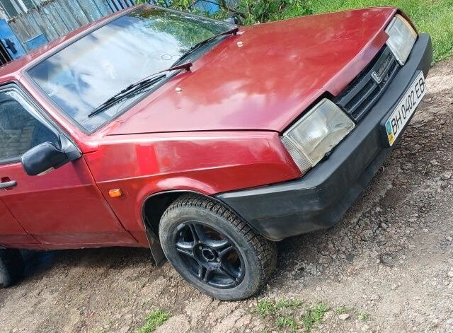 Красный ВАЗ 2109, объемом двигателя 1.5 л и пробегом 2 тыс. км за 968 $, фото 2 на Automoto.ua
