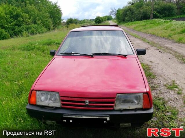 Красный ВАЗ 2109, объемом двигателя 1.3 л и пробегом 356 тыс. км за 1200 $, фото 1 на Automoto.ua