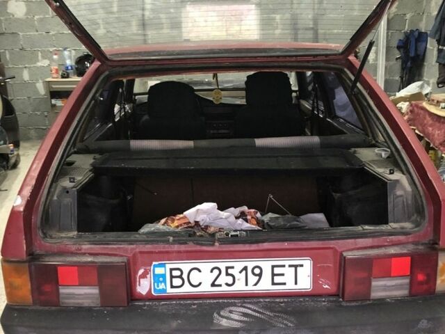 Красный ВАЗ 2109, объемом двигателя 1.3 л и пробегом 250 тыс. км за 350 $, фото 2 на Automoto.ua