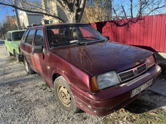 Красный ВАЗ 2109, объемом двигателя 0 л и пробегом 777 тыс. км за 250 $, фото 5 на Automoto.ua