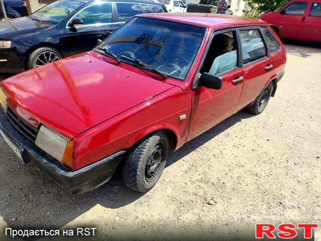 Красный ВАЗ 2109, объемом двигателя 1.3 л и пробегом 200 тыс. км за 950 $, фото 2 на Automoto.ua