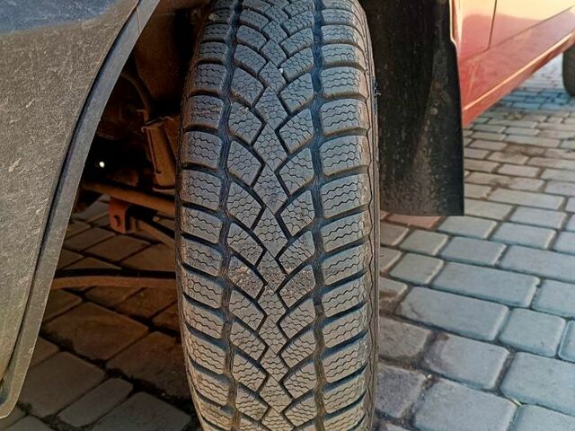 Красный ВАЗ 2109, объемом двигателя 1.5 л и пробегом 200 тыс. км за 1200 $, фото 11 на Automoto.ua