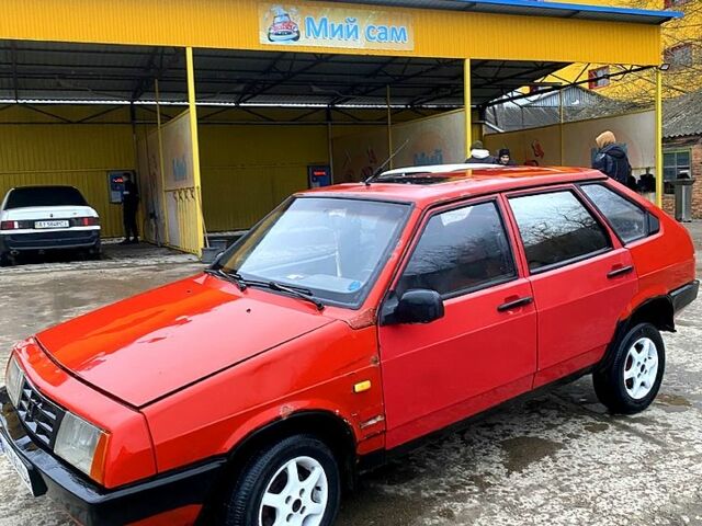Красный ВАЗ 2109, объемом двигателя 1.3 л и пробегом 220 тыс. км за 750 $, фото 1 на Automoto.ua