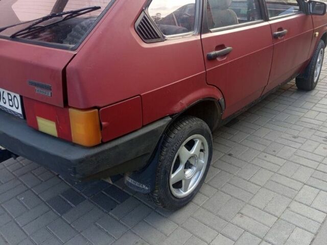 Красный ВАЗ 2109, объемом двигателя 1.3 л и пробегом 200 тыс. км за 600 $, фото 4 на Automoto.ua
