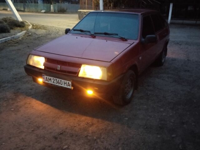 Красный ВАЗ 2109, объемом двигателя 1.3 л и пробегом 92 тыс. км за 1200 $, фото 2 на Automoto.ua