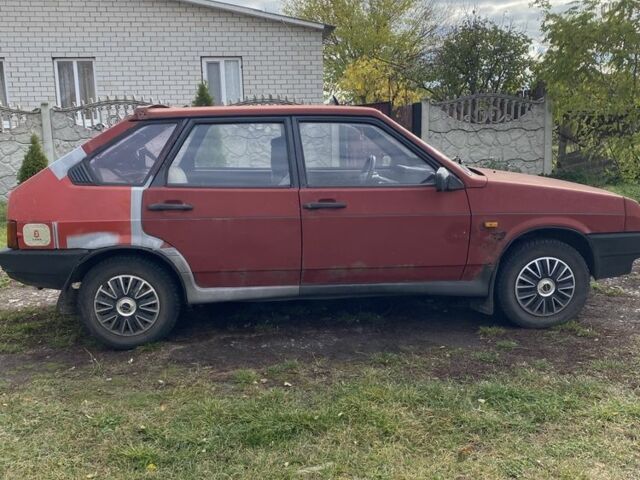 Красный ВАЗ 2109, объемом двигателя 1.5 л и пробегом 50 тыс. км за 600 $, фото 2 на Automoto.ua