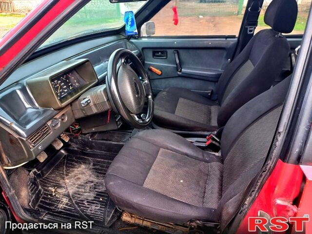 Красный ВАЗ 2109, объемом двигателя 1.5 л и пробегом 0 тыс. км за 850 $, фото 3 на Automoto.ua
