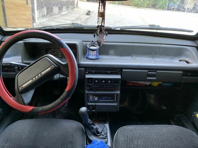 Красный ВАЗ 2109, объемом двигателя 1.5 л и пробегом 3 тыс. км за 1200 $, фото 5 на Automoto.ua