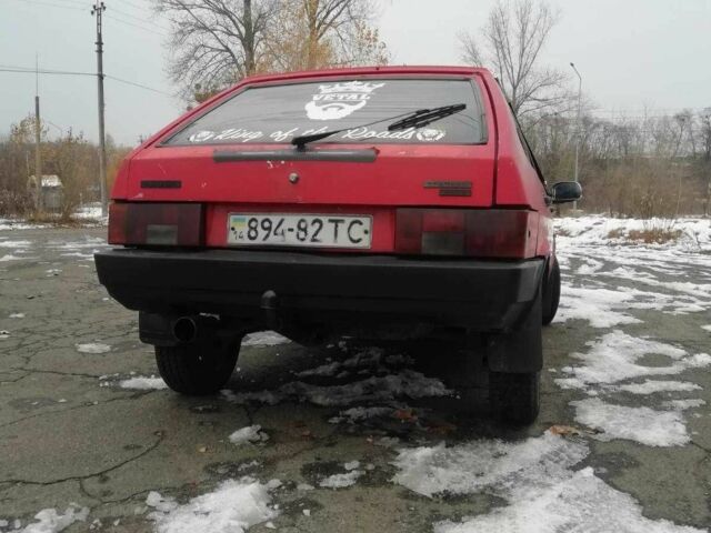 Красный ВАЗ 2109, объемом двигателя 1.3 л и пробегом 100 тыс. км за 750 $, фото 4 на Automoto.ua