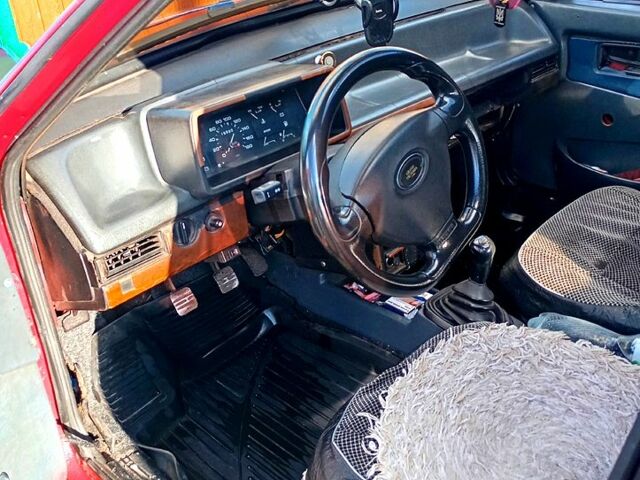 Красный ВАЗ 2109, объемом двигателя 1.5 л и пробегом 250 тыс. км за 1200 $, фото 3 на Automoto.ua