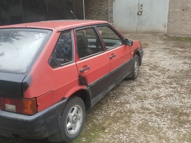 Красный ВАЗ 2109, объемом двигателя 0 л и пробегом 30 тыс. км за 725 $, фото 4 на Automoto.ua