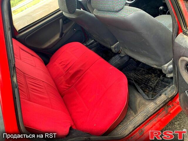 Красный ВАЗ 2109, объемом двигателя 1.3 л и пробегом 250 тыс. км за 950 $, фото 7 на Automoto.ua