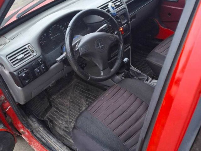 Красный ВАЗ 2109, объемом двигателя 0 л и пробегом 111 тыс. км за 777 $, фото 6 на Automoto.ua