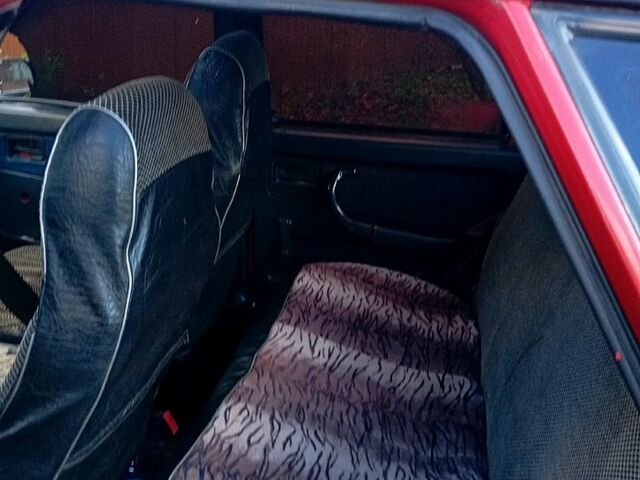 Красный ВАЗ 2109, объемом двигателя 1.5 л и пробегом 250 тыс. км за 1200 $, фото 1 на Automoto.ua