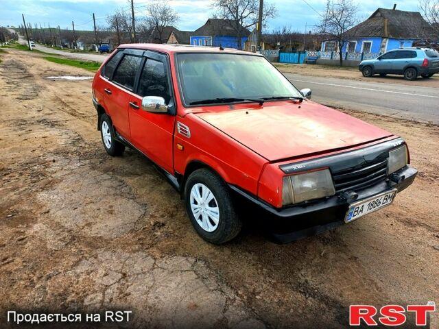 Красный ВАЗ 2109, объемом двигателя 1.5 л и пробегом 0 тыс. км за 850 $, фото 2 на Automoto.ua
