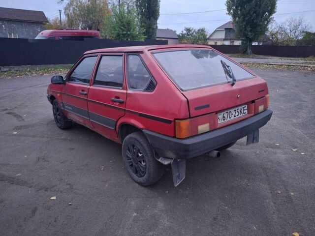 Красный ВАЗ 2109, объемом двигателя 0 л и пробегом 111 тыс. км за 777 $, фото 4 на Automoto.ua