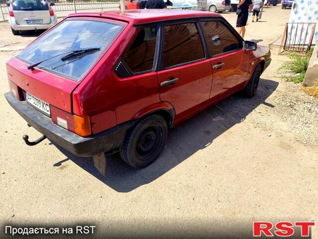 Красный ВАЗ 2109, объемом двигателя 1.3 л и пробегом 200 тыс. км за 950 $, фото 1 на Automoto.ua
