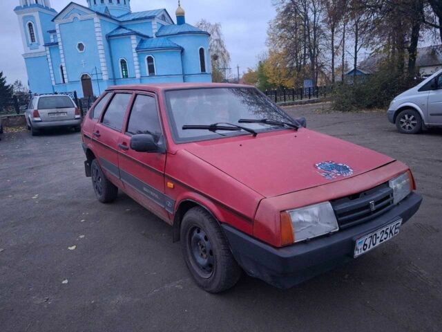 Красный ВАЗ 2109, объемом двигателя 0 л и пробегом 111 тыс. км за 777 $, фото 1 на Automoto.ua
