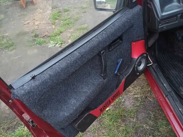 Красный ВАЗ 2109, объемом двигателя 1.5 л и пробегом 1000 тыс. км за 500 $, фото 5 на Automoto.ua