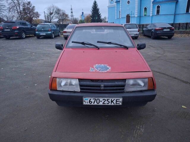 Красный ВАЗ 2109, объемом двигателя 0 л и пробегом 111 тыс. км за 777 $, фото 2 на Automoto.ua