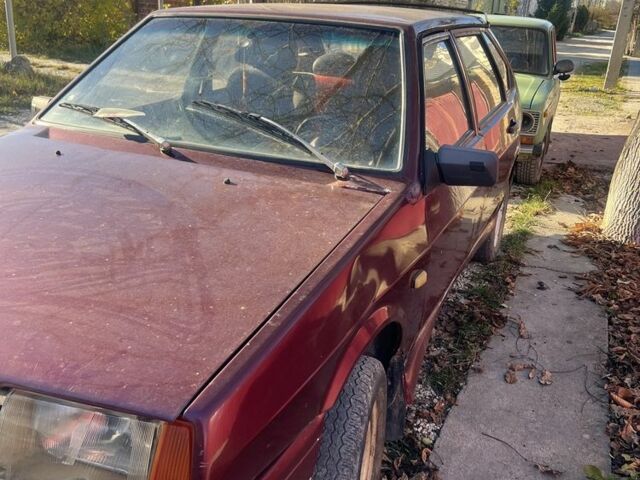 Красный ВАЗ 2109, объемом двигателя 0 л и пробегом 777 тыс. км за 250 $, фото 2 на Automoto.ua