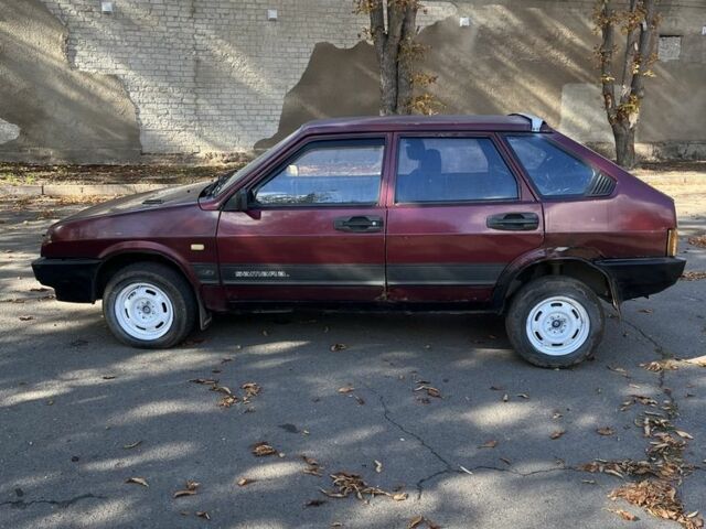 ВАЗ 2109 1989 в Кривом Роге на Automoto.ua Красный ВАЗ 2109, объемом двигателя 1.3 л и пробегом 15 тыс. км за 434 $, фото 2 на Automoto.ua