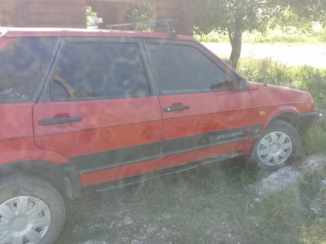 Красный ВАЗ 2109, объемом двигателя 1.5 л и пробегом 94 тыс. км за 650 $, фото 4 на Automoto.ua