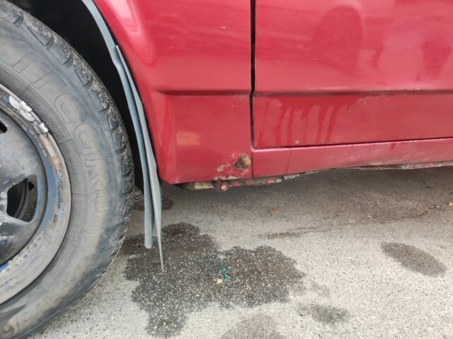 Красный ВАЗ 2109, объемом двигателя 1.5 л и пробегом 300 тыс. км за 1300 $, фото 5 на Automoto.ua